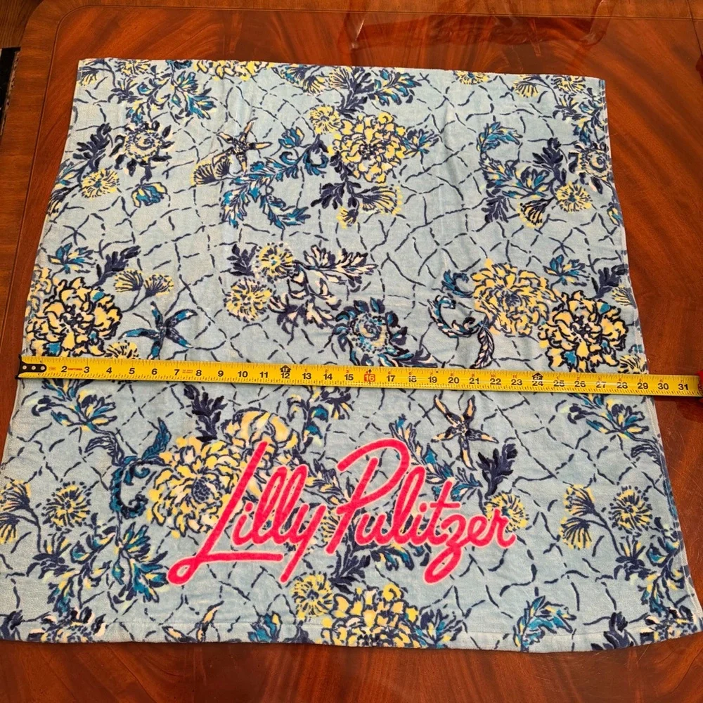 NWT Lilly Pulitzer Bellevue Blue Breakers Beach Towel